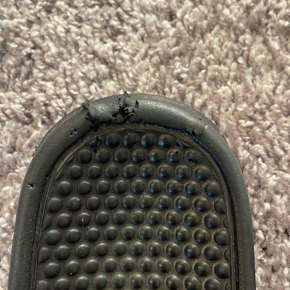 Women's Nike Pink Slides - Picture 4 of 6